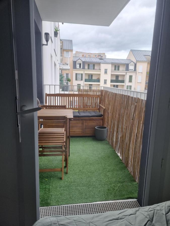 Appartement Cosy Et Equipe Meaux Exterior foto